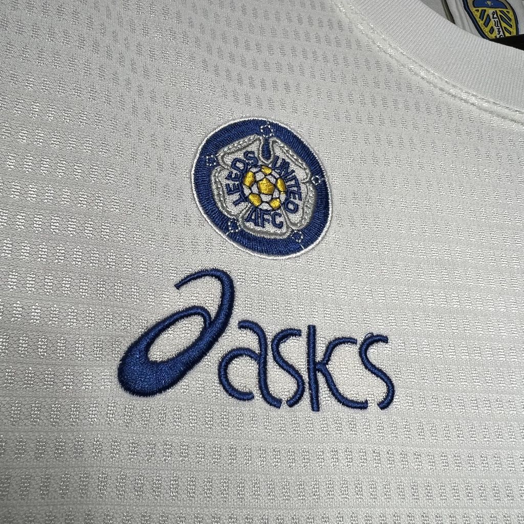 Retro Leeds United F.C. 1995/96 Home Jersey