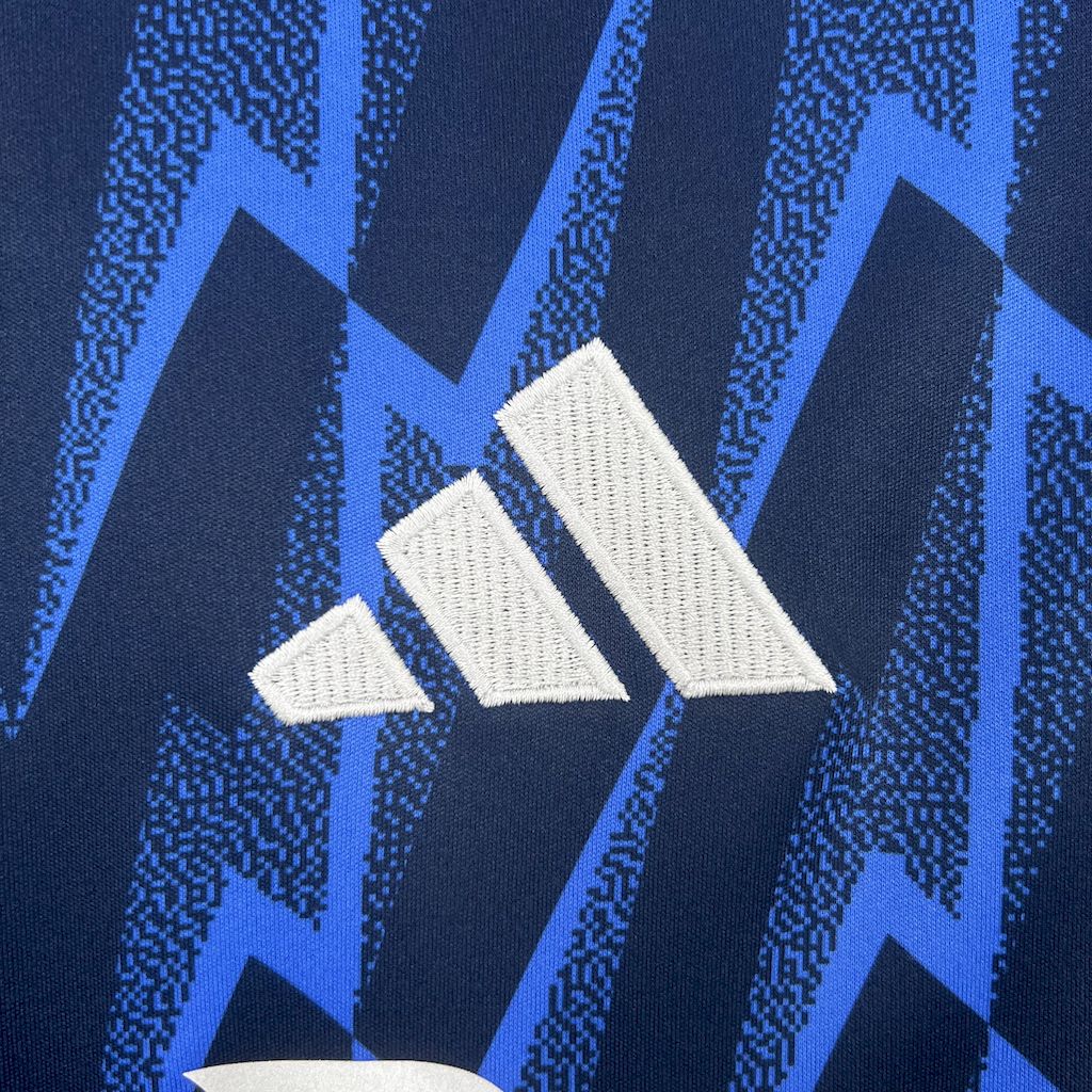 Arsenal 2025/26 Away Jersey