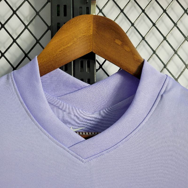 Retro Barcelona 2021/22 Away Jersey