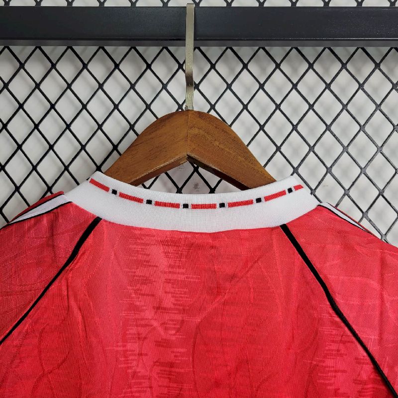 Retro Manchester United 1991/92 Home Jersey