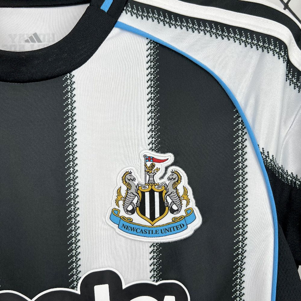 Newcastle United 2025/26 Home Jersey