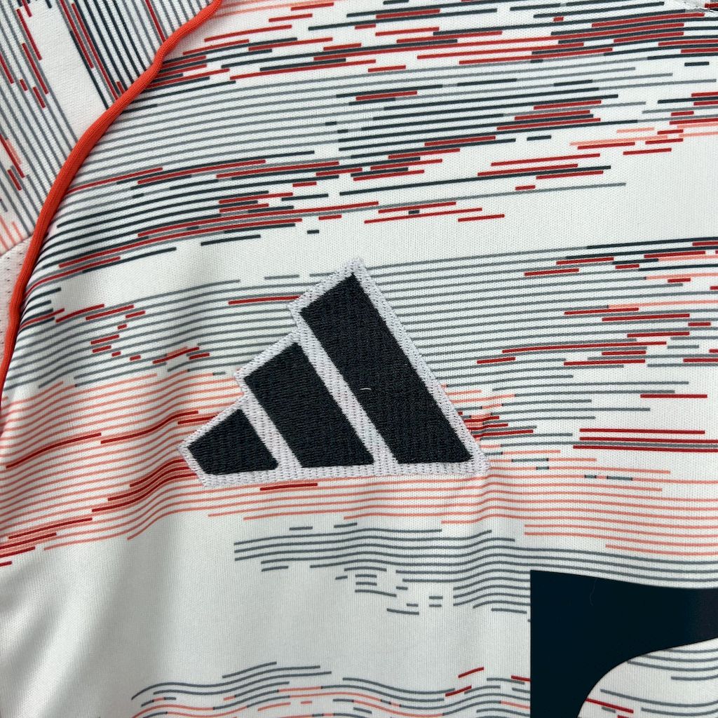 Bayern Munich 2025/26 Away Jersey
