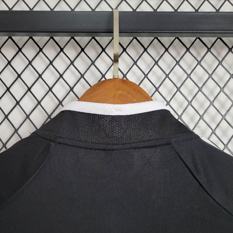 Retro Real Madrid 2004/05 Away Jersey