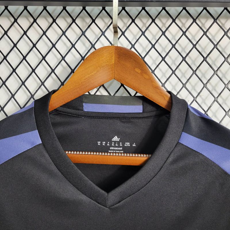 Retro Real Madrid 2016/17 Third Jersey