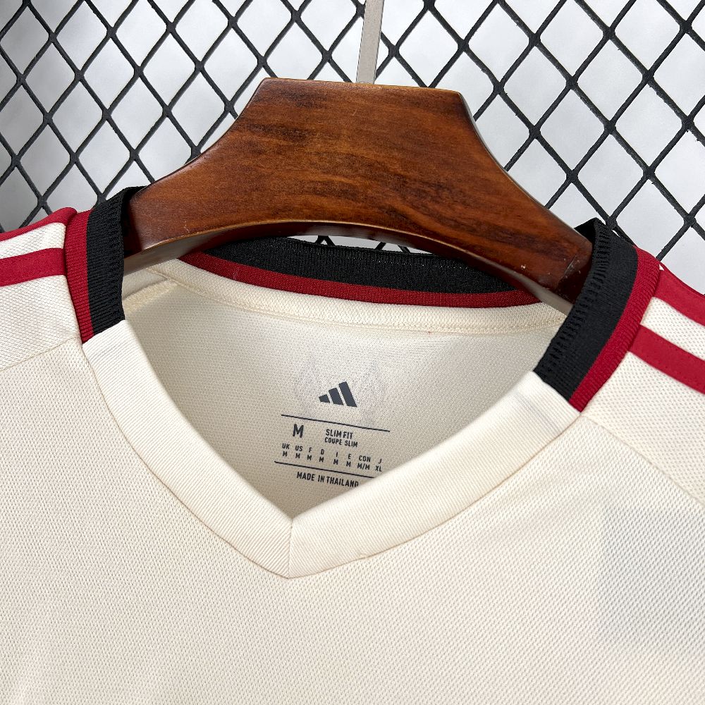 Liverpool 2025/26 Away Long Sleeve Jersey